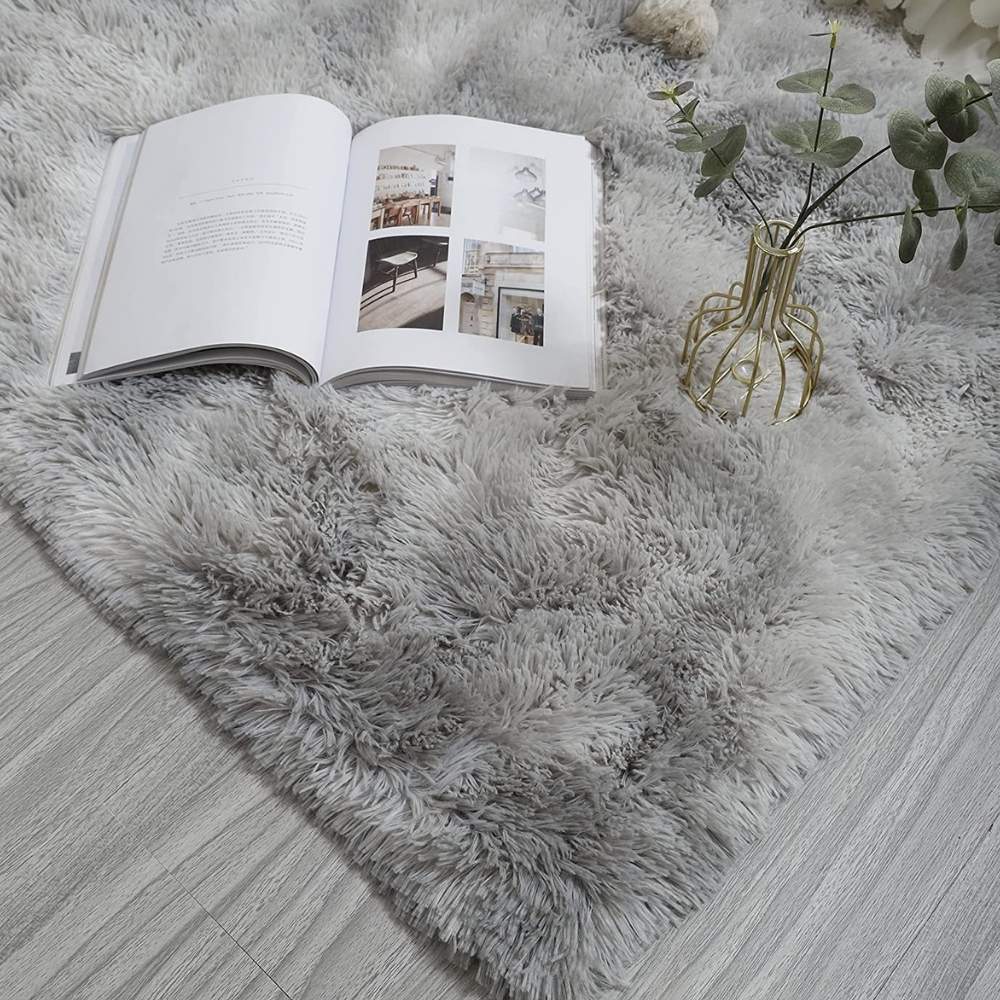 Fluffy Floor Rug: image 12