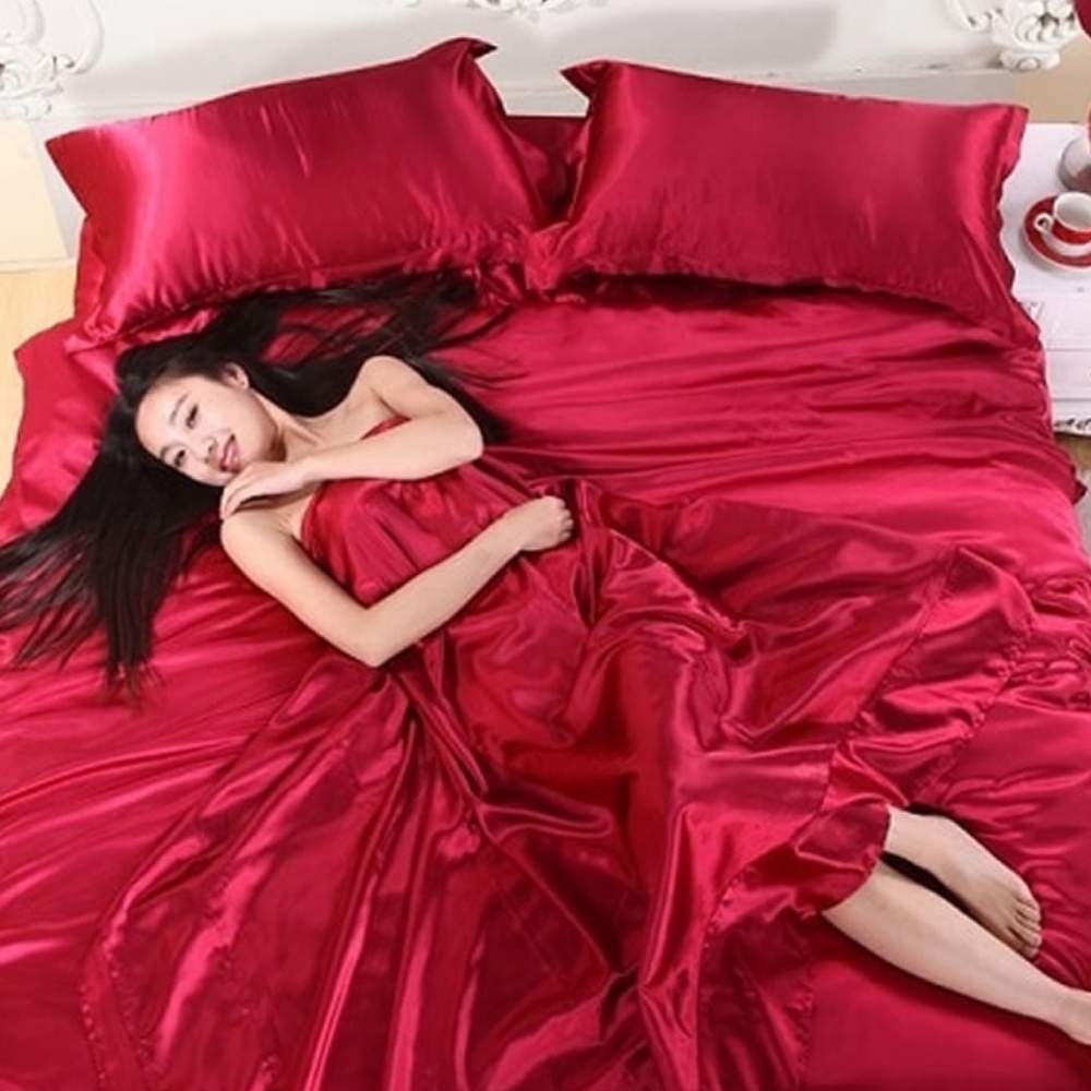 Satin Silk Bedding Set: image 16