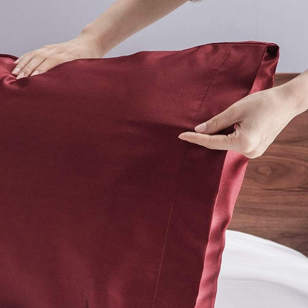 Satin Silk Pillowcase: image 15